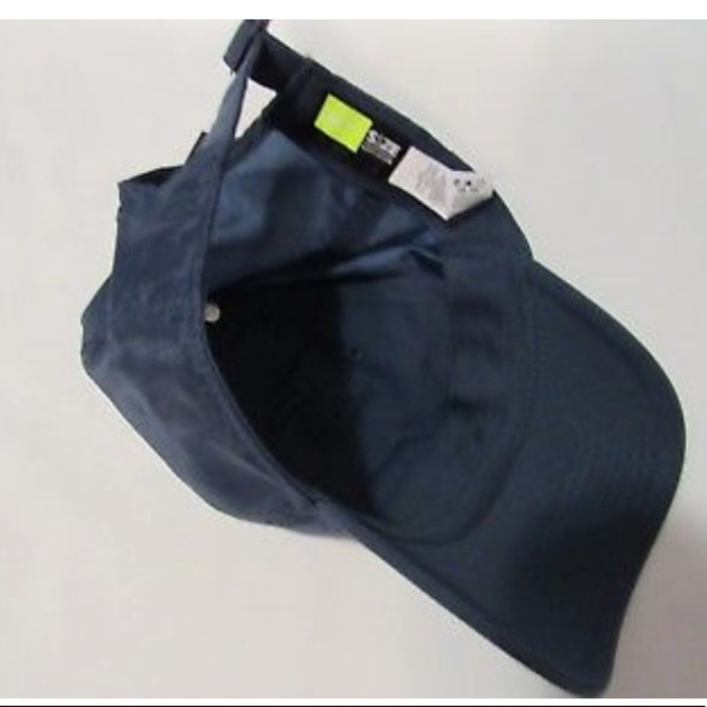 Nike Performance Hat - Picture 2 of 3